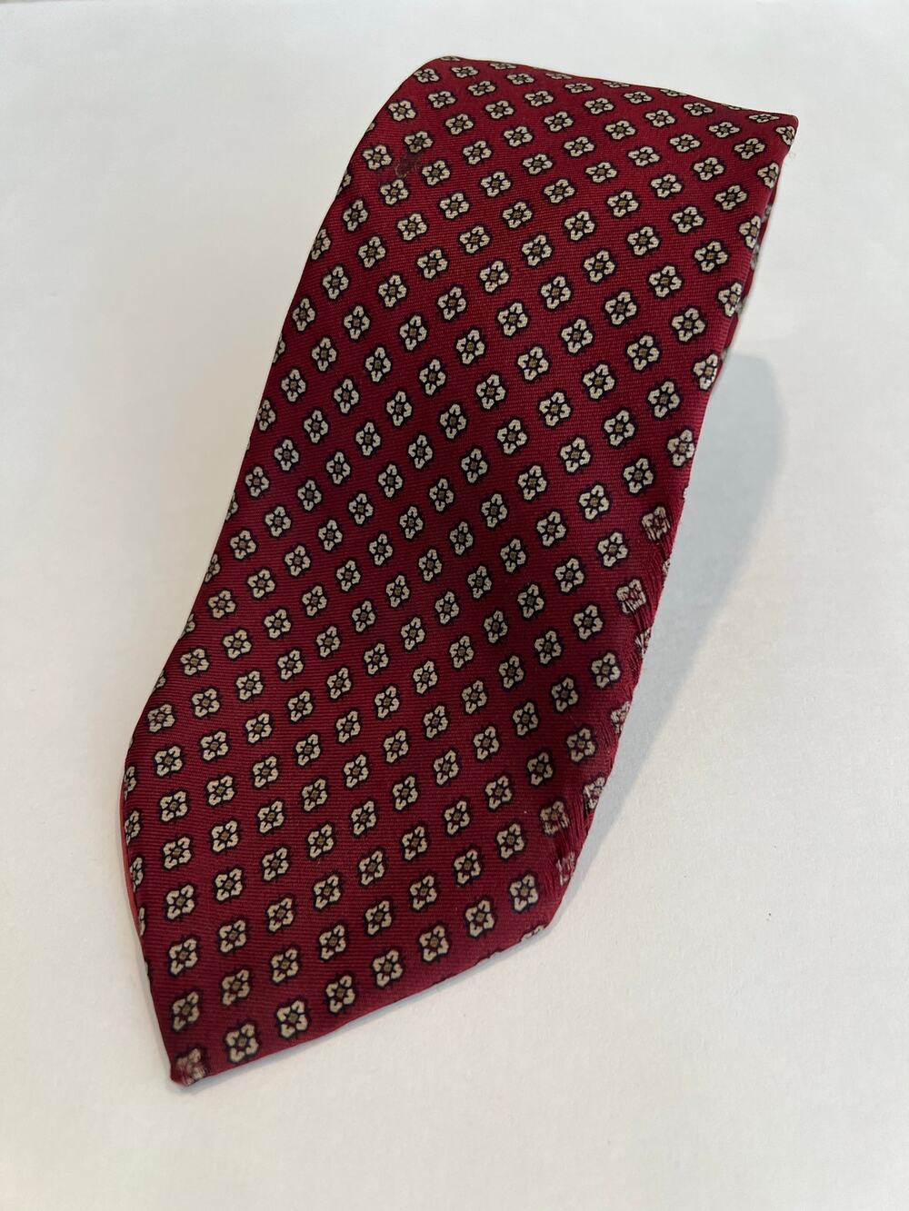 Vintage Filene's Bert Pulitzer Printed in England Silk Neck Tie Red Gold SG